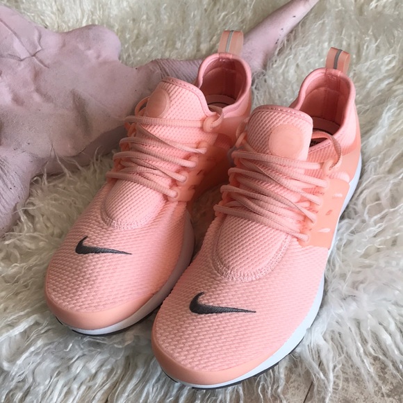 NWT Nike Air Presto Pink - Picture 4 of 7